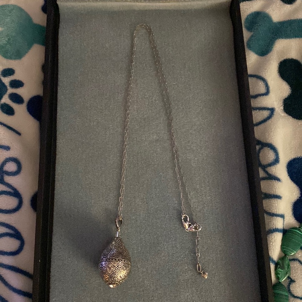 Silver necklace